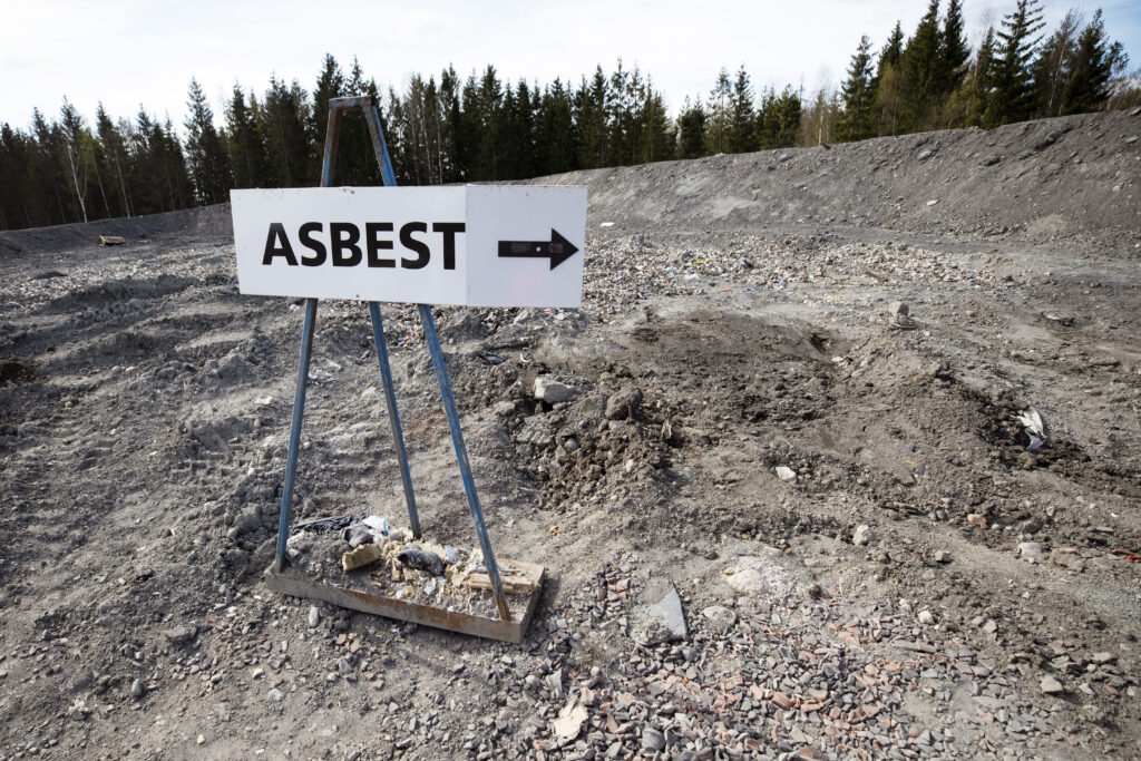 Asbestskyltning på deponin